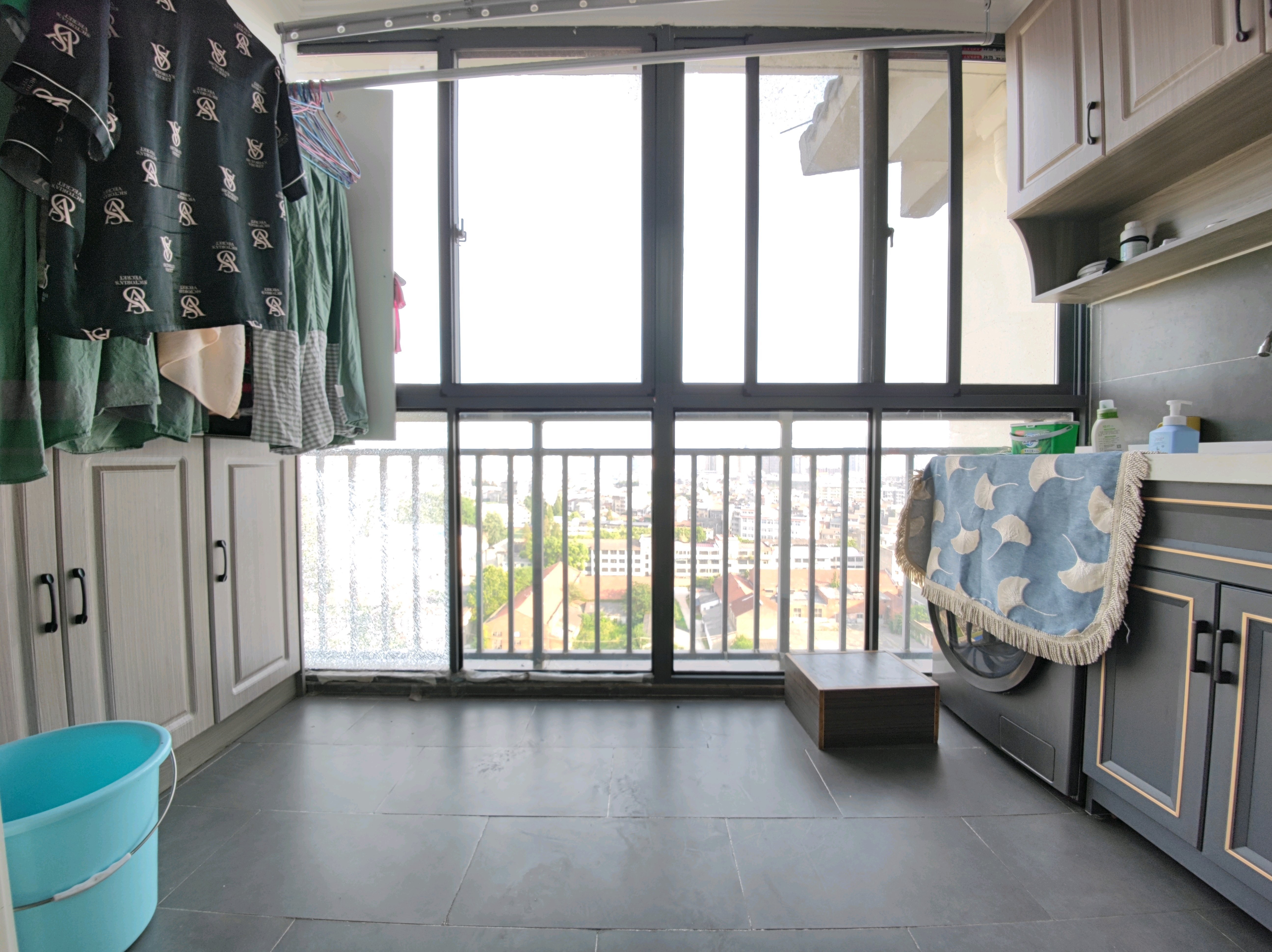 亏本出售，江滩公园旁，水云间，电梯洋房，精装三房，南北通透，证满二，