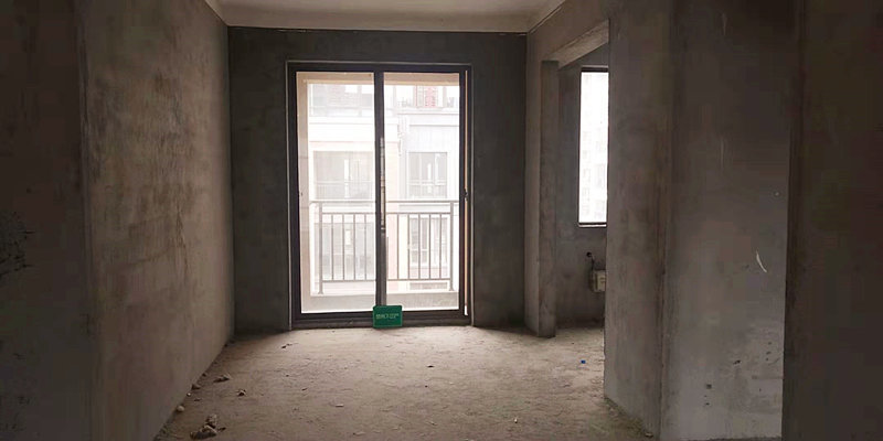 绿地傲城电梯三房户型方正房东诚意出售