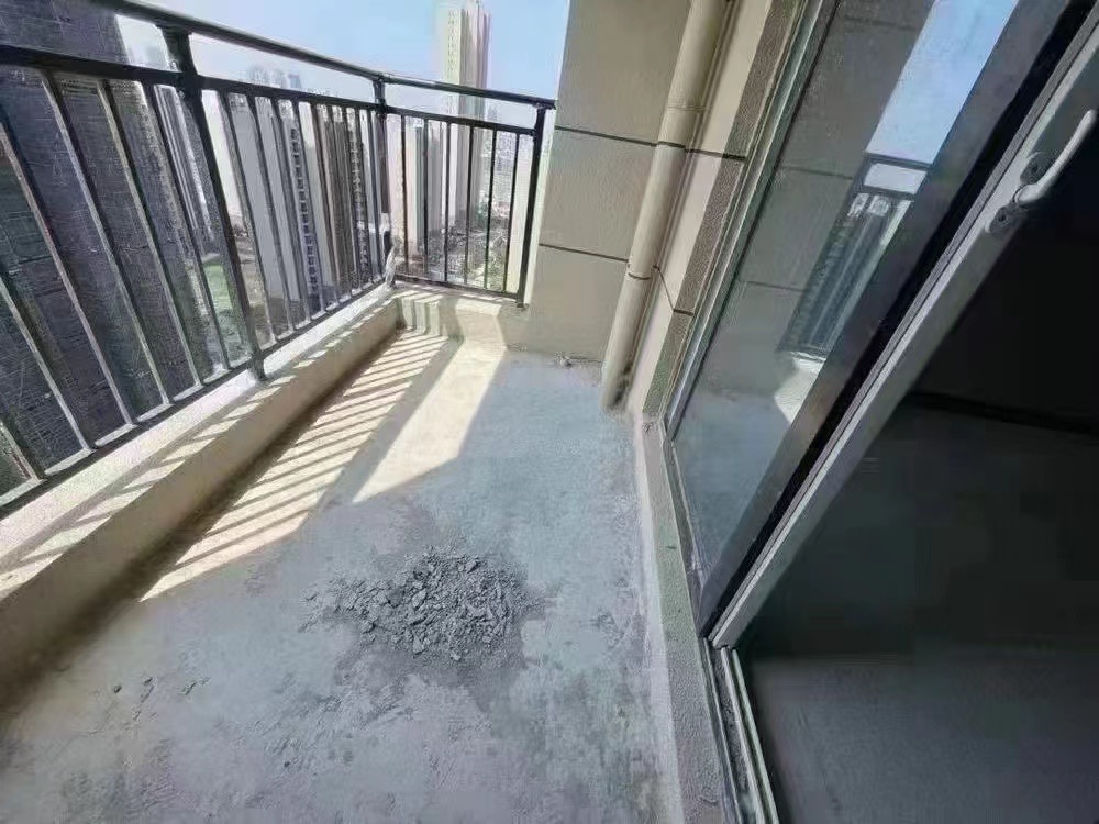 76，业主亏本20万‼️ 城南碧桂园三房，中间楼层，单价5000，捡漏捡漏， 手慢无,