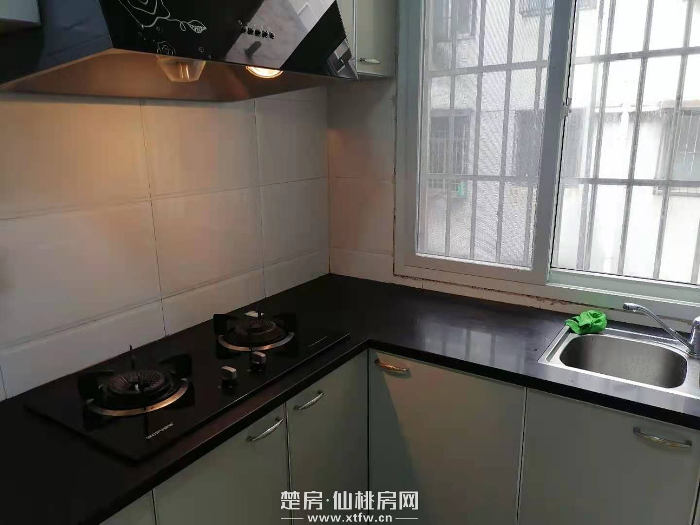 四中附近精装家用齐全