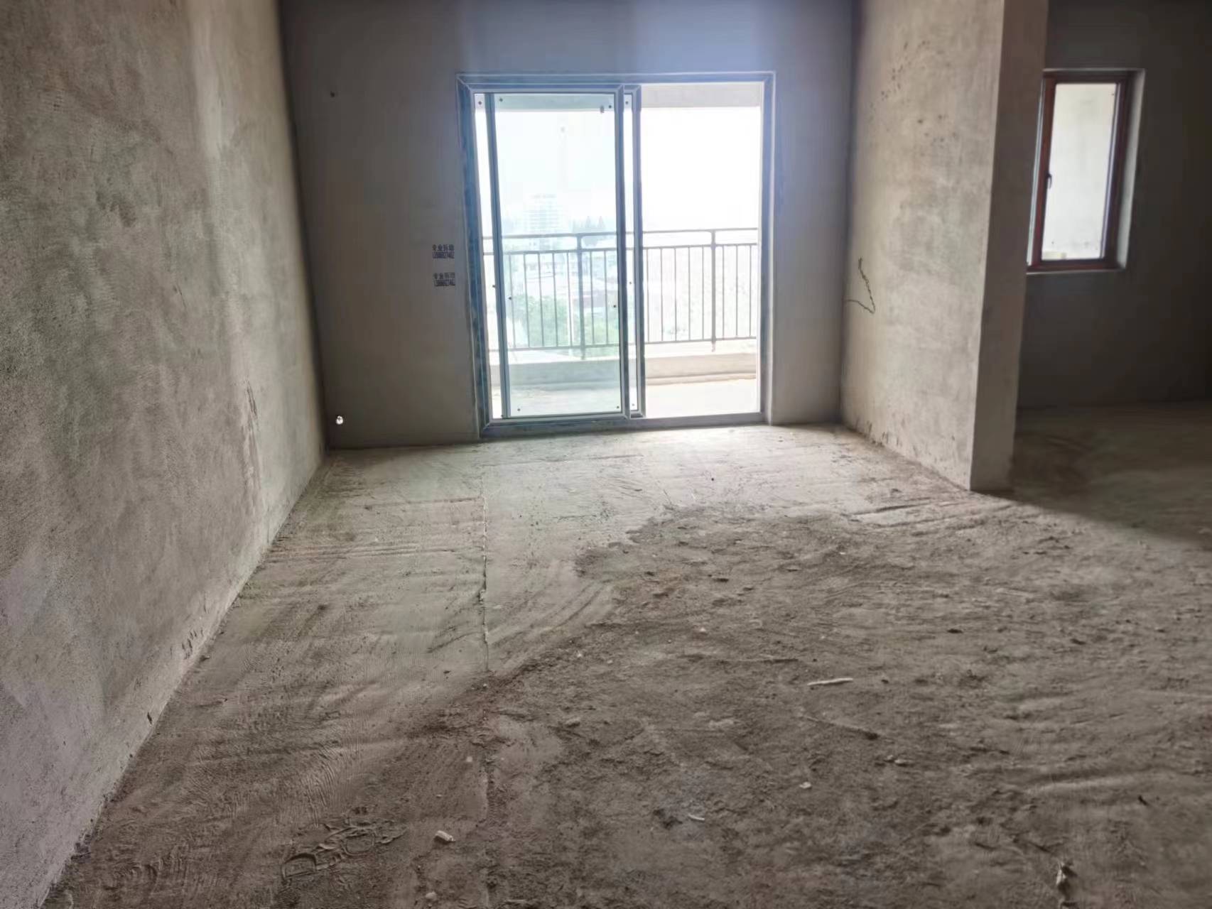 城西 锦华SHOU付 新小区 经典小三房 业主诚意出售