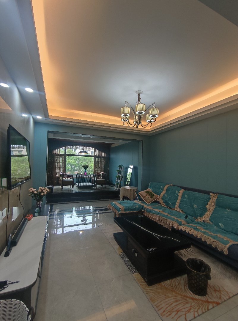 复州花园附近，ju臣铂域，电梯精装三房，带露台，看中能谈，实验2小老3中