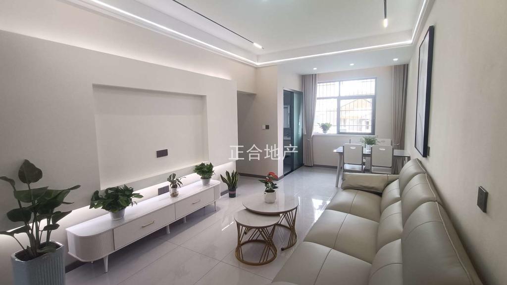 沙嘴菜场附近，步梯4楼，精装3房1卫，9.9成新装修，配套齐全拎包入住，