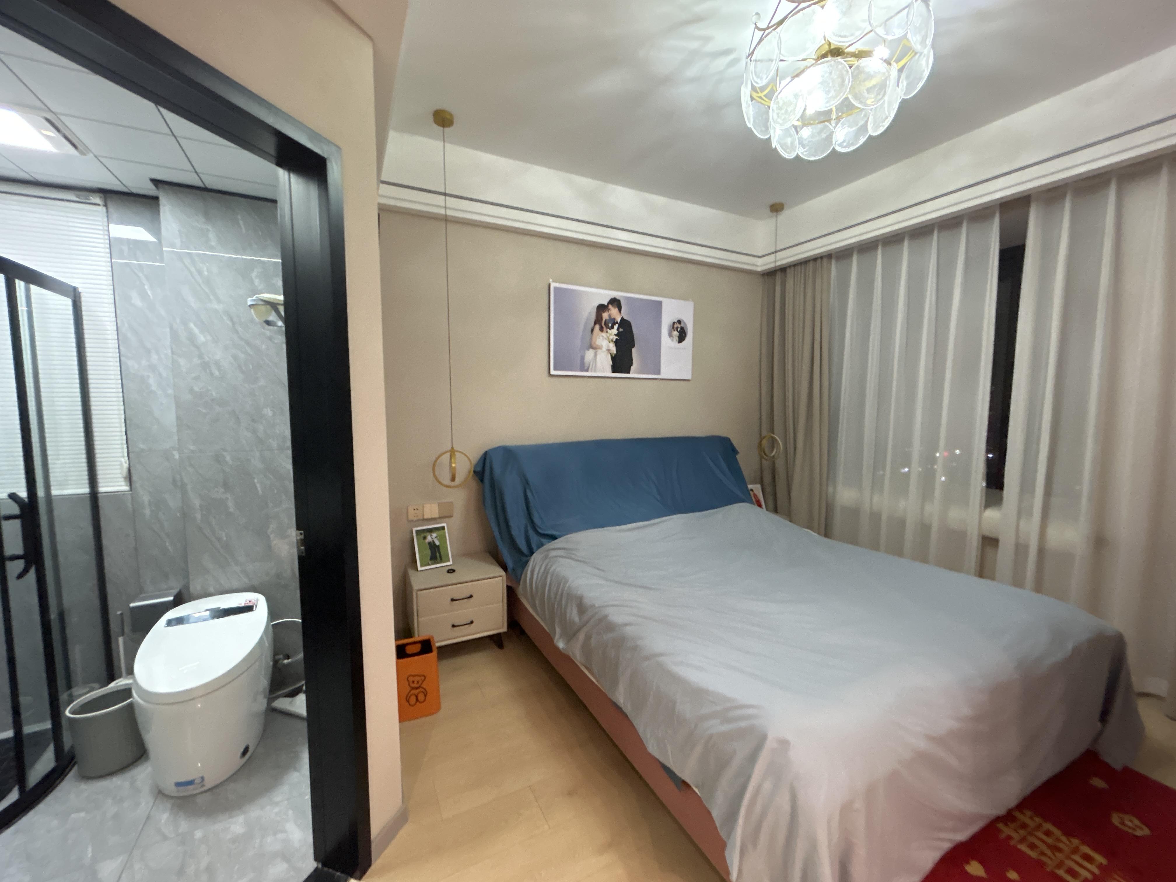 城西风和日丽，精装拎包入住，下楼三中