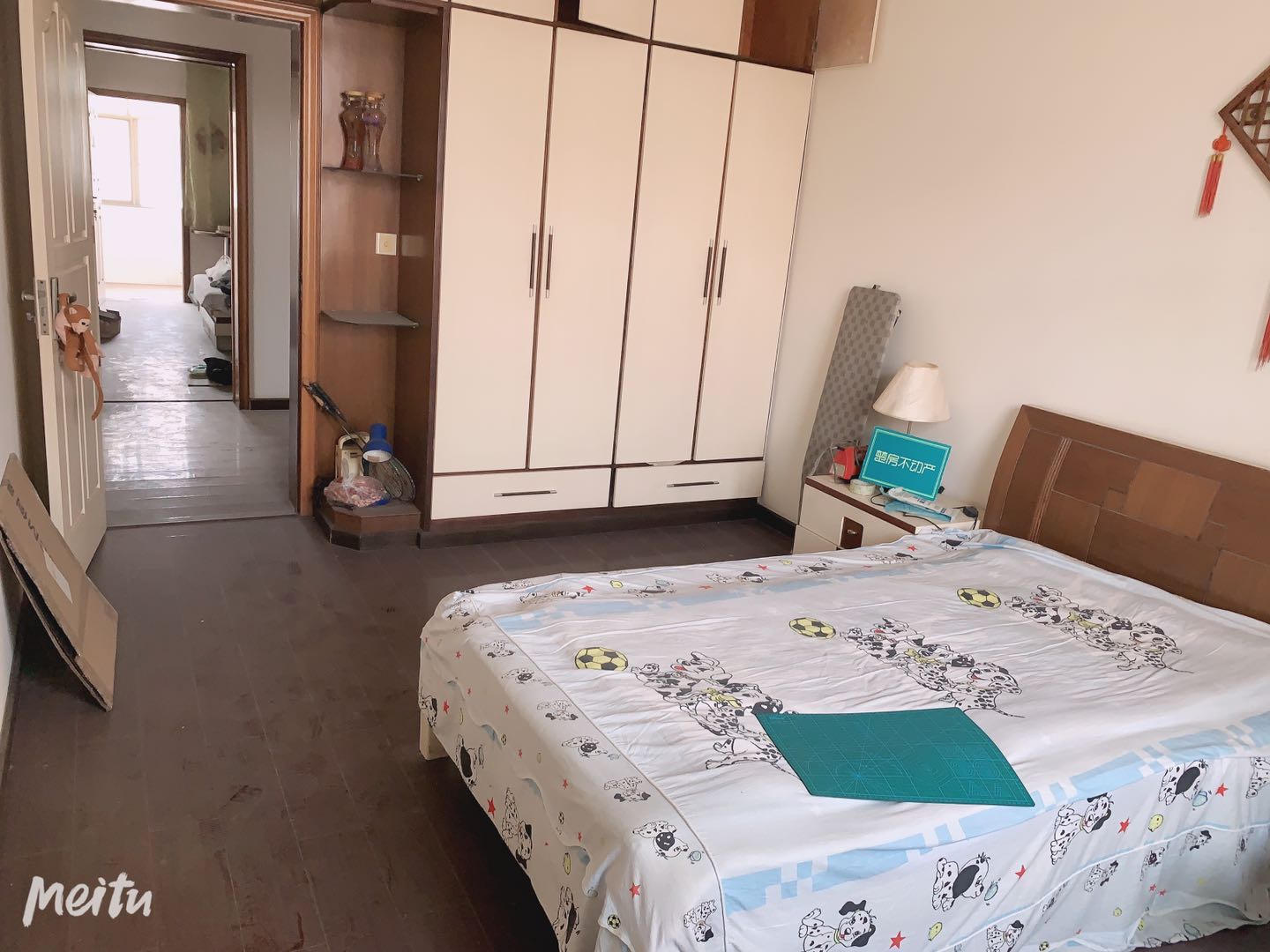 地锦小区四中旁边精装大平层老证诚意出售