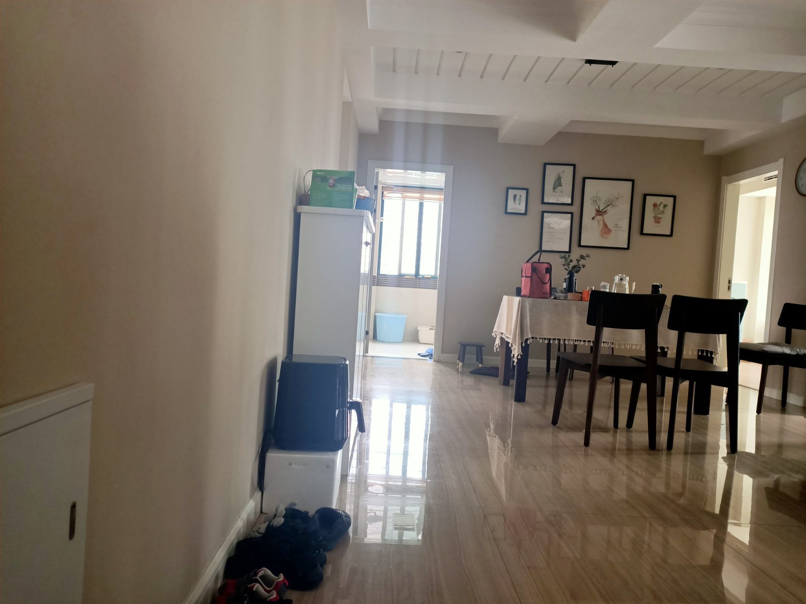 城东丽水名城好房九成新大三房，三室两厅两卫，通风采光好