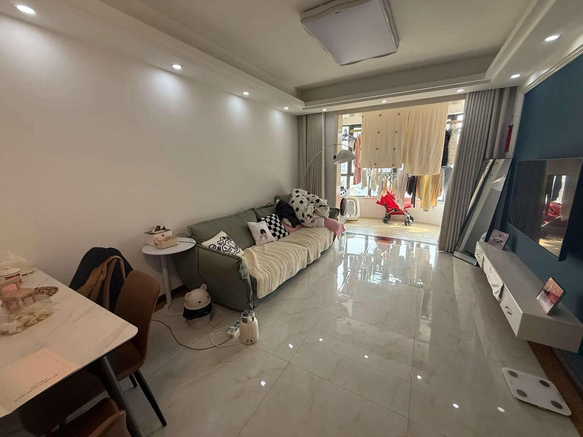 亏本出售，捡漏，颐和公馆，精装小三房，好楼层，一口价​35.8万，证满二