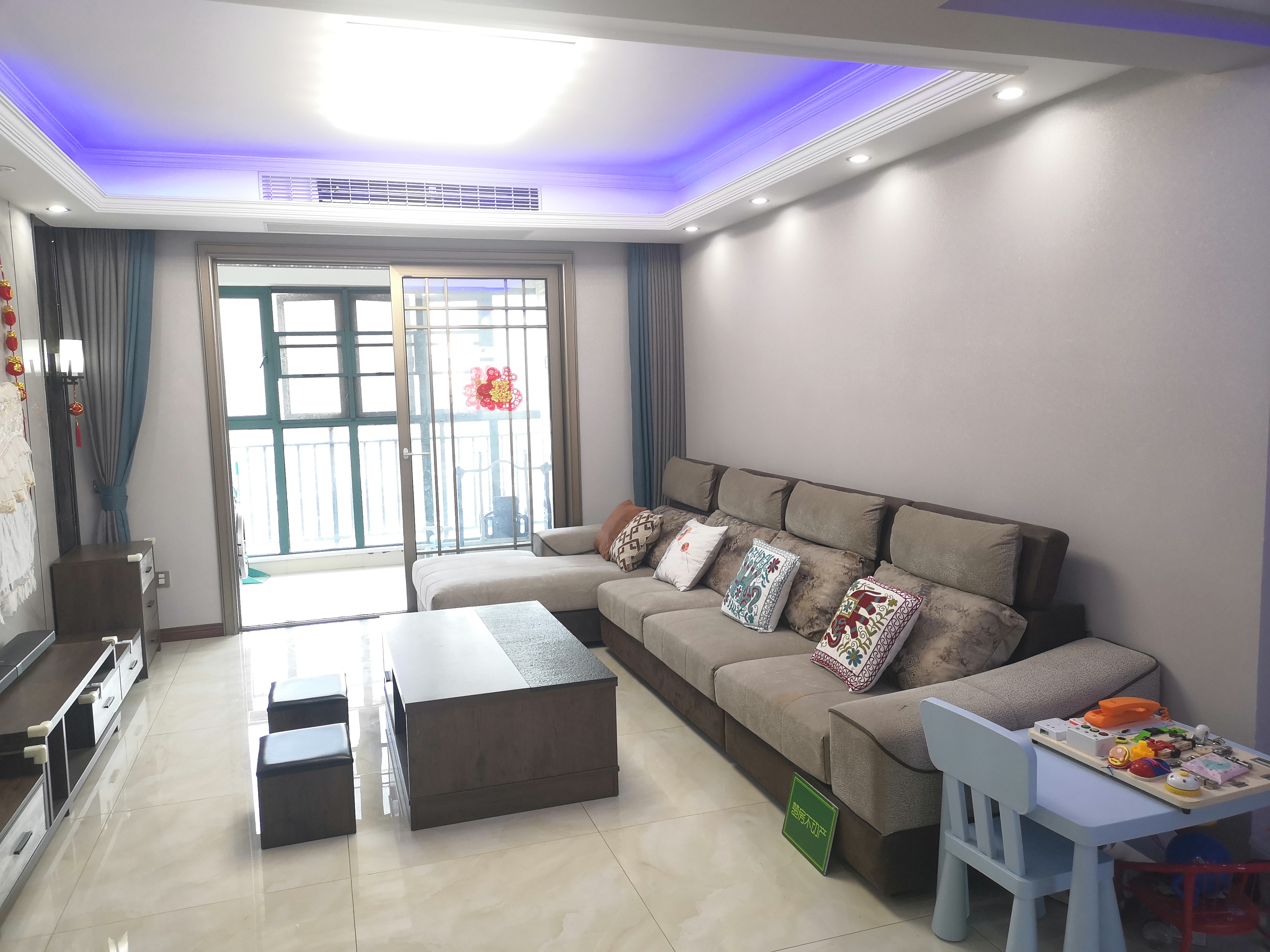 新城一号新街中高层精装大三房没怎么住装修材料全都是用的好东西满二