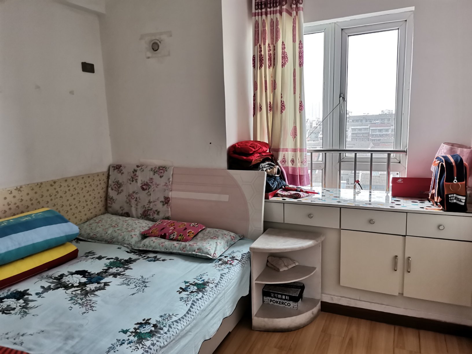 福星城电梯边户拎包入住满二证在手 过户