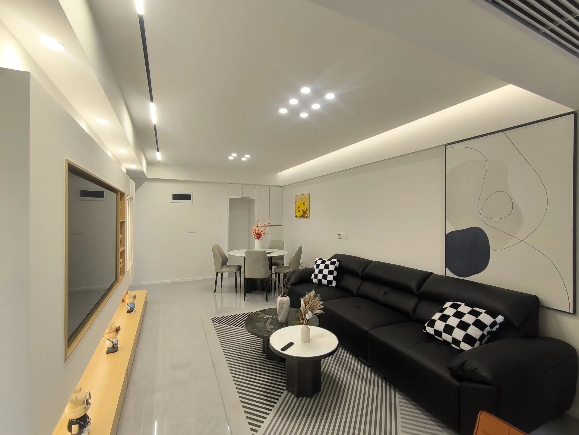 降价了，圣淘沙，老三中附近！全新装修3房，好楼层，证满二