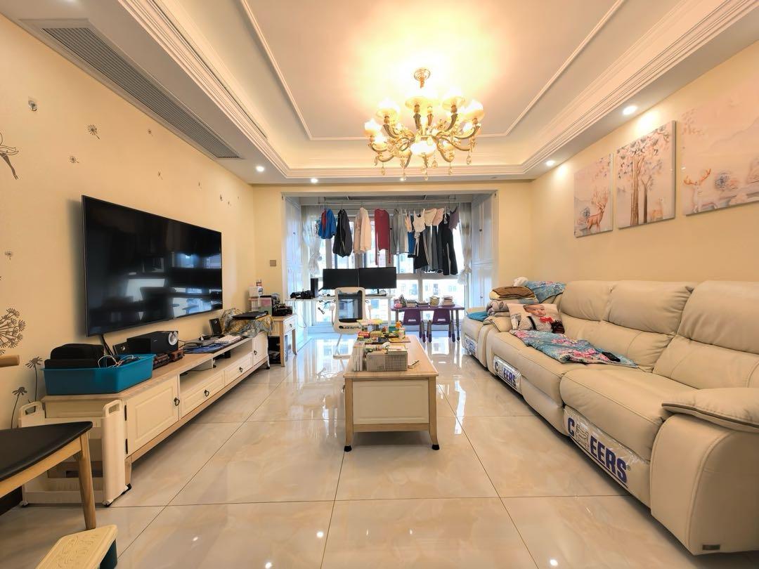 和合国际城3室2厅2卫 精装修 保养完好 真的保养很好 拎包即住！