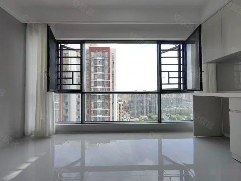 降价了，武商旁边，福星城，全新装修三房，证满二，拎包入住，好楼层