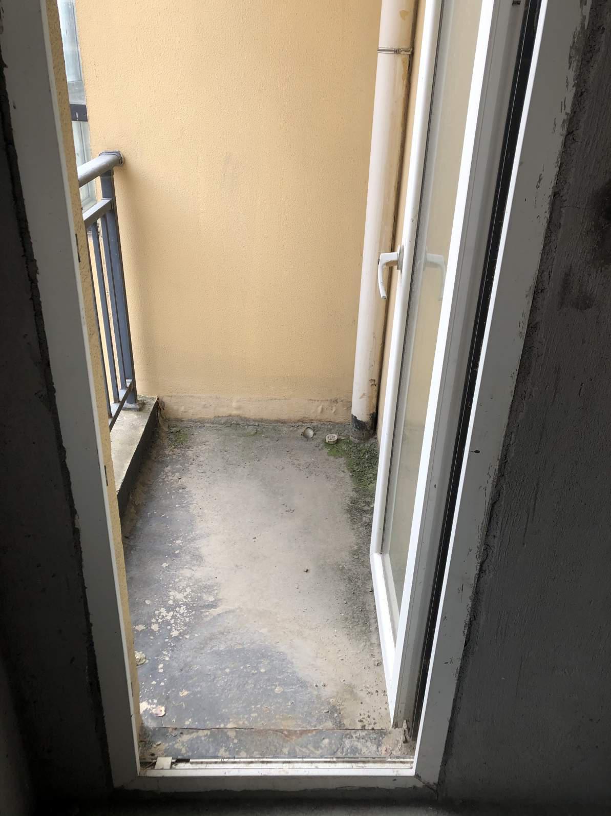 捡漏，城南，森林国际，单价3000，步梯洋房4楼，证满二