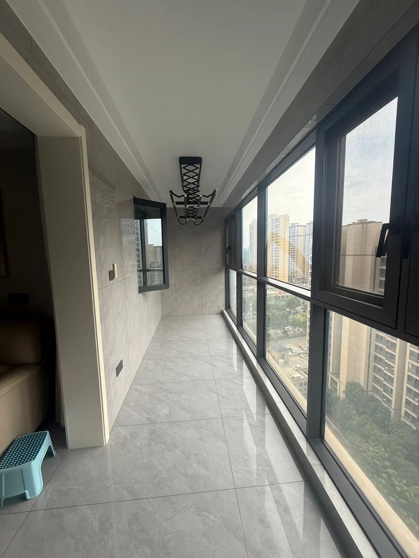 城南，森林国际北苑，电梯小高层，精装3房2厅2卫，证满二