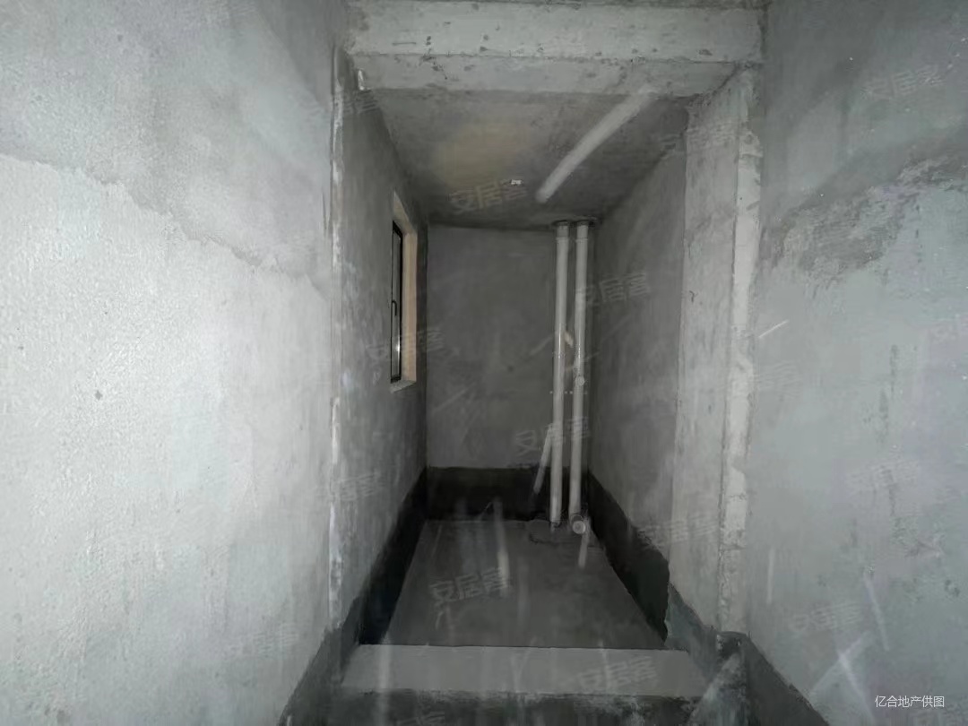 荣怀，小高层捡漏！！5600坐北朝南！超大阳台，随十看房