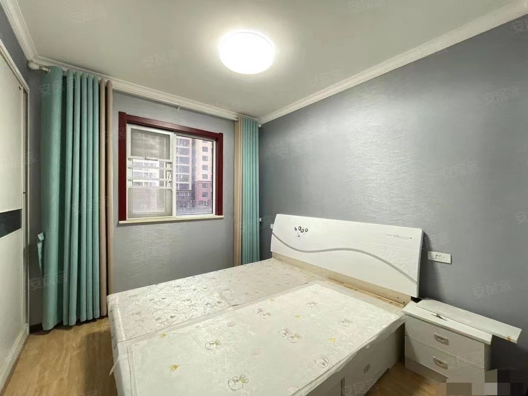 92，速度捡漏，满庭春，精装5000​，证满二，好楼层，采光好