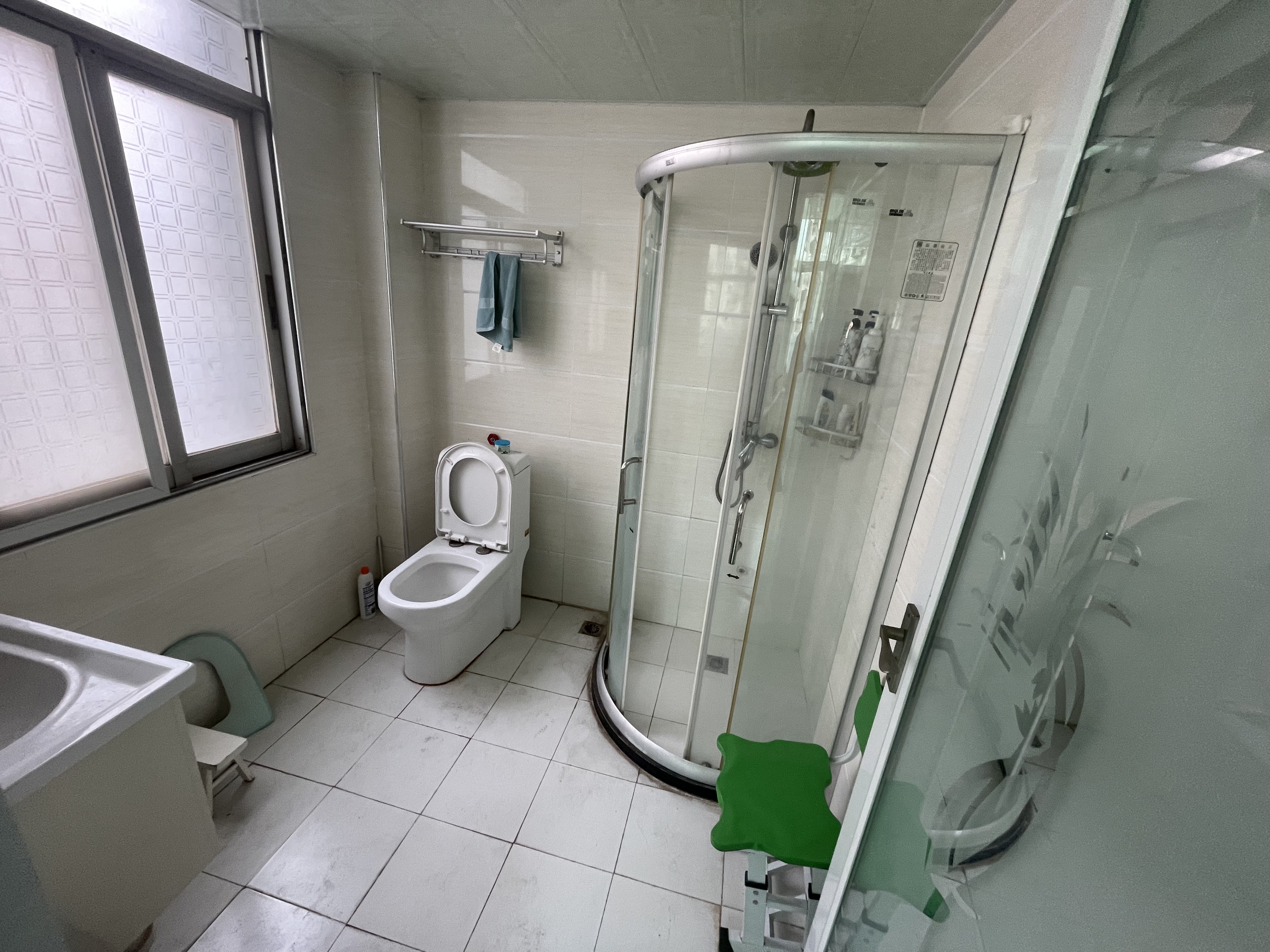 农办宿舍集体证城市广场后面步梯3楼装修成色新近商城