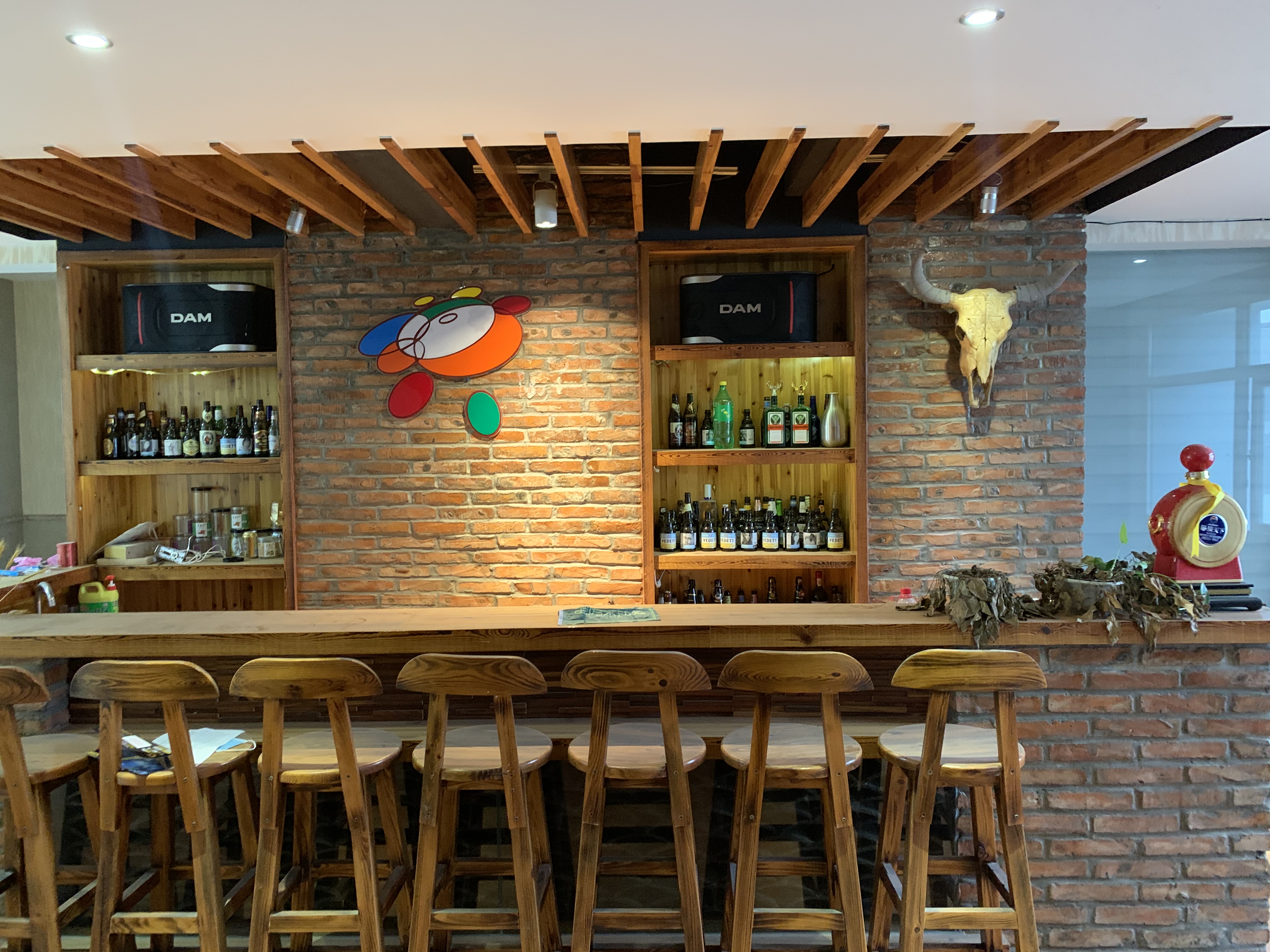 金帝苑电梯小高层精装三房喜欢的来