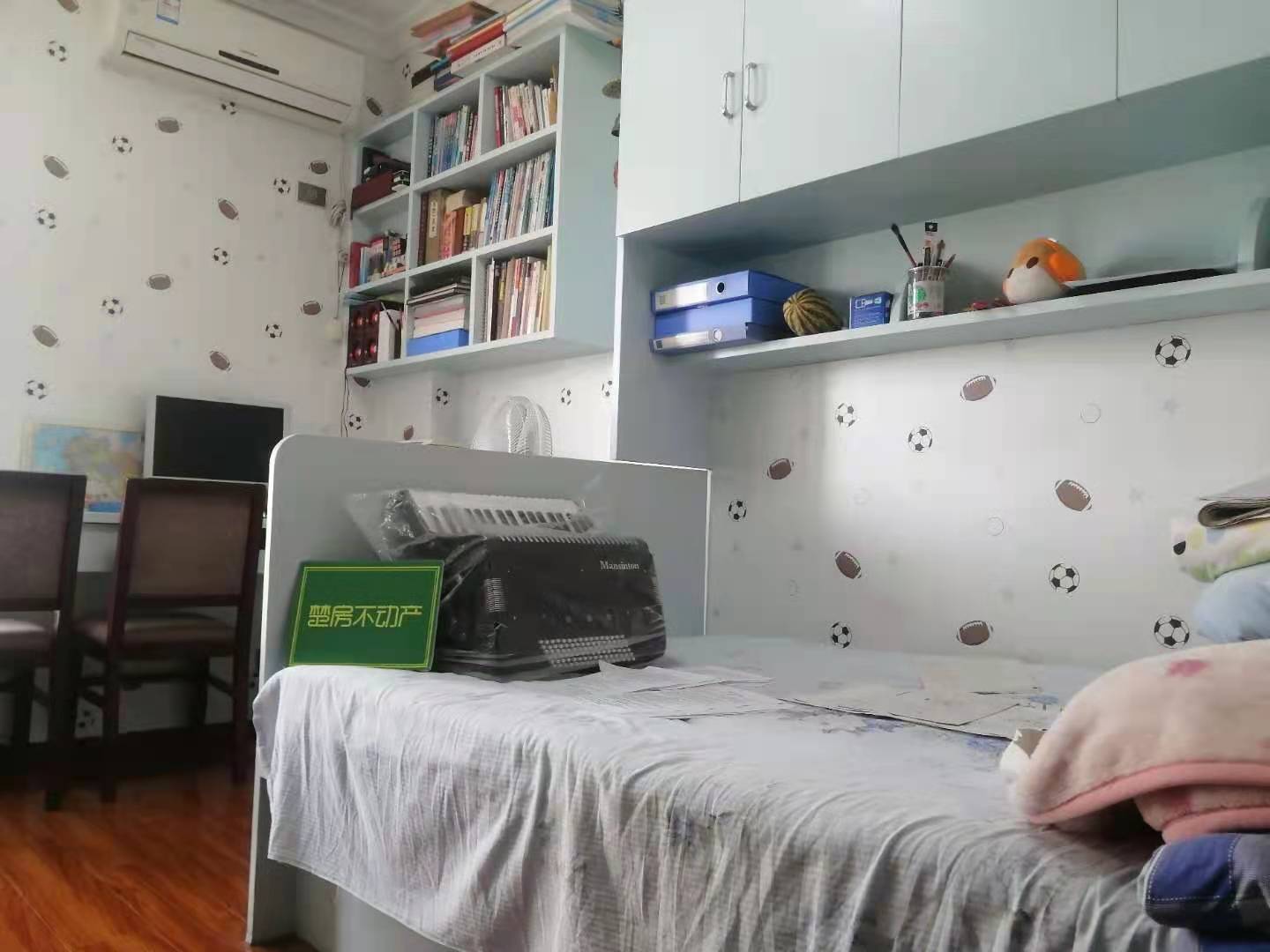 福星城精装修楼层好证满2年