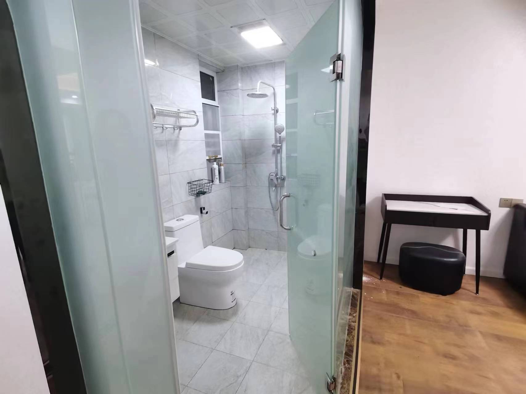 沔阳公馆精装复式楼买一送一.证件满二.看房方便出行方便业主诚意卖