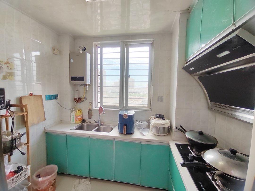 和合国际城3室2厅精装修55万优价出售