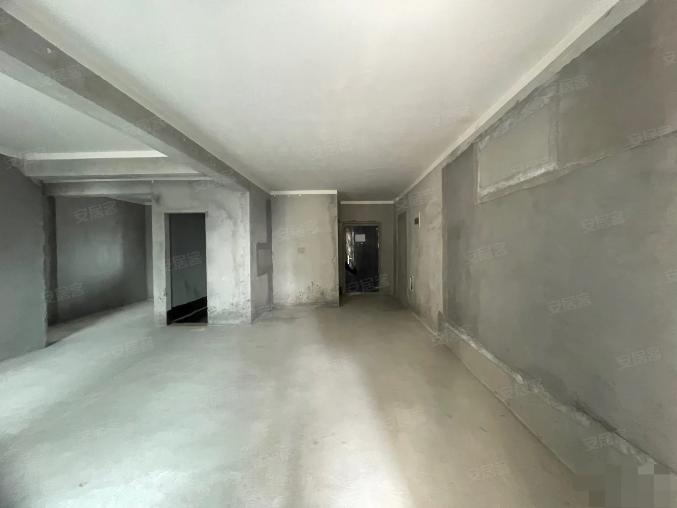 95，城南好地段，森林国际北苑，小高层三房，好楼层，公摊小，产品稀缺，速度来