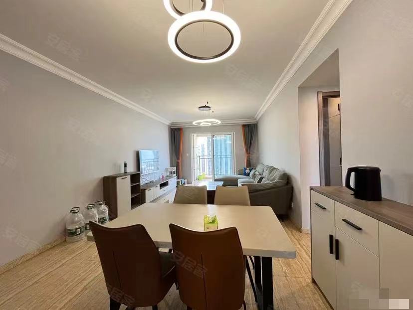 68，房东亏本急售！城南好房，碧桂园，精装卖毛坯价，精装四房，速度捡漏