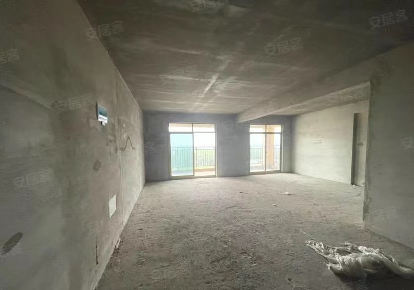 73，业主血亏，沔阳清华园，单价5800，大三房，户型方正，采光好