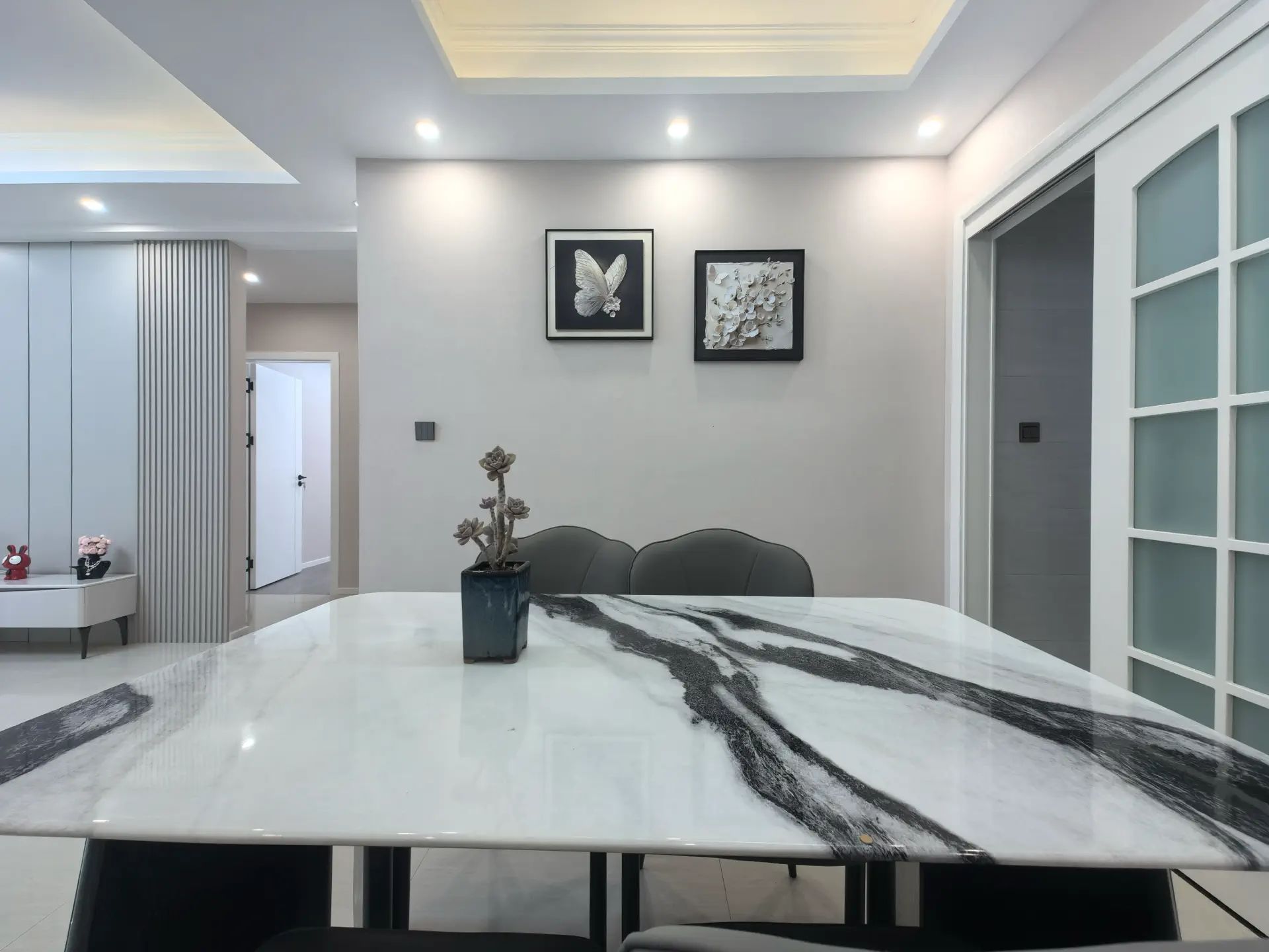 城南，森林国际城，新二中，几乎全新，精装三房，满二，好楼层