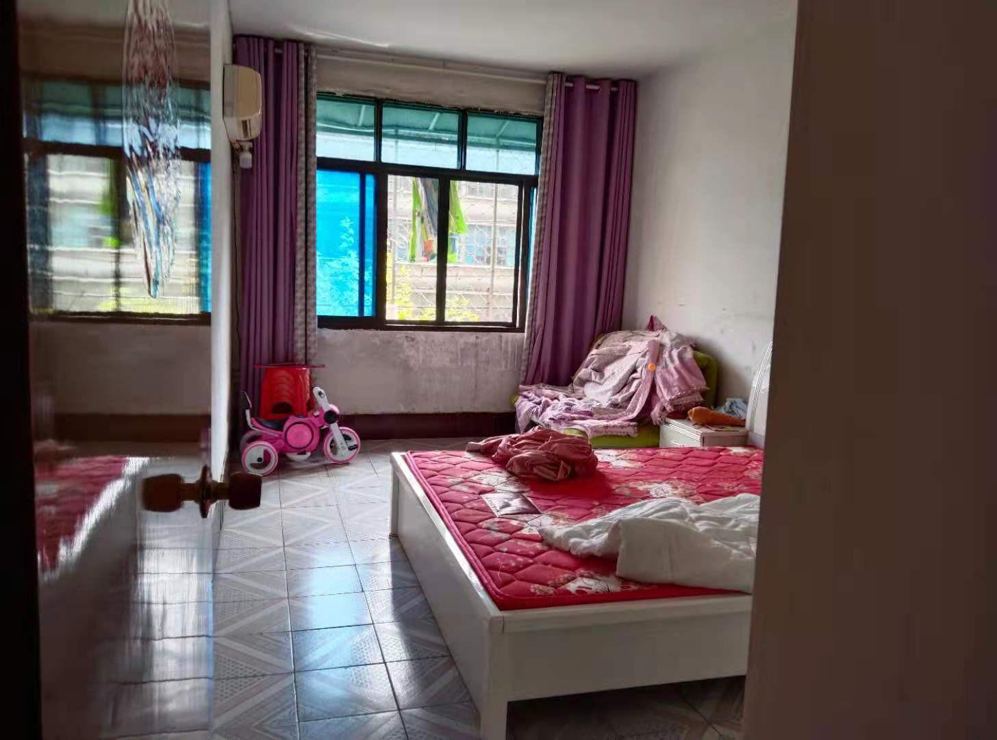 地理位置好，楼层好，采光好，29万，价格好谈