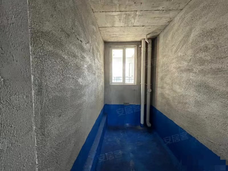 捡漏捡漏，降价了，城南，蓝天白云，单价5300，好楼层，视野采光好