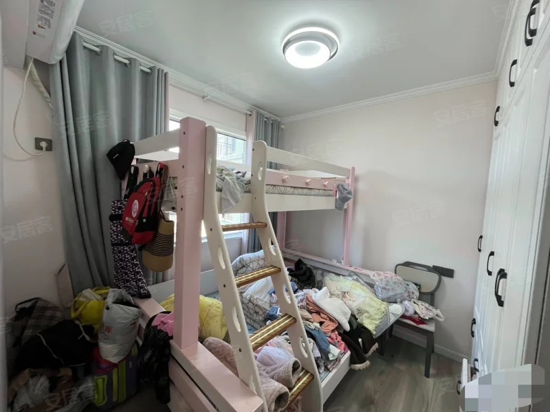 房东亏本出售，城南，领秀城，精装三房，单价6000，三开间朝南，9成新，好楼层