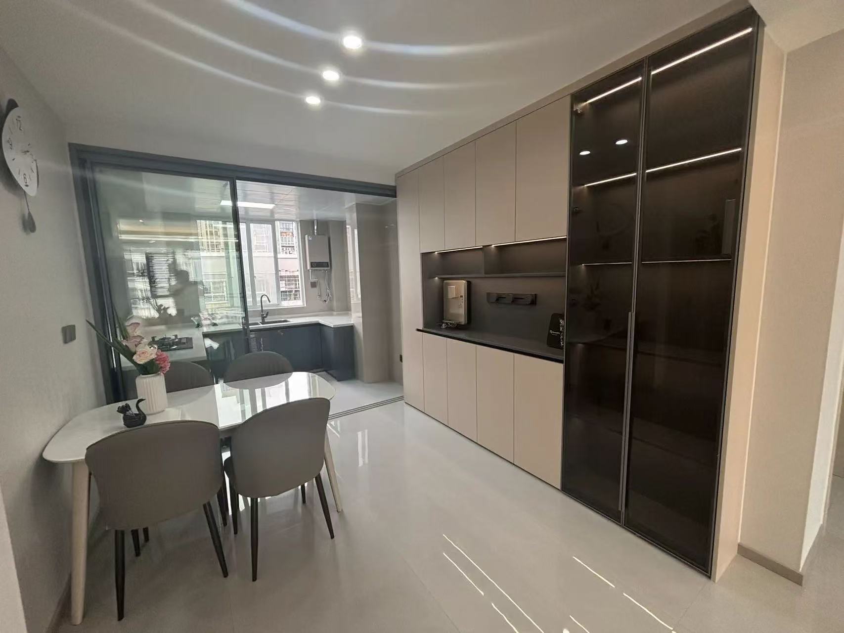 城南，吾悦旁，电梯小高层，精装三房二卫，单价5400，元泰三中，东边户