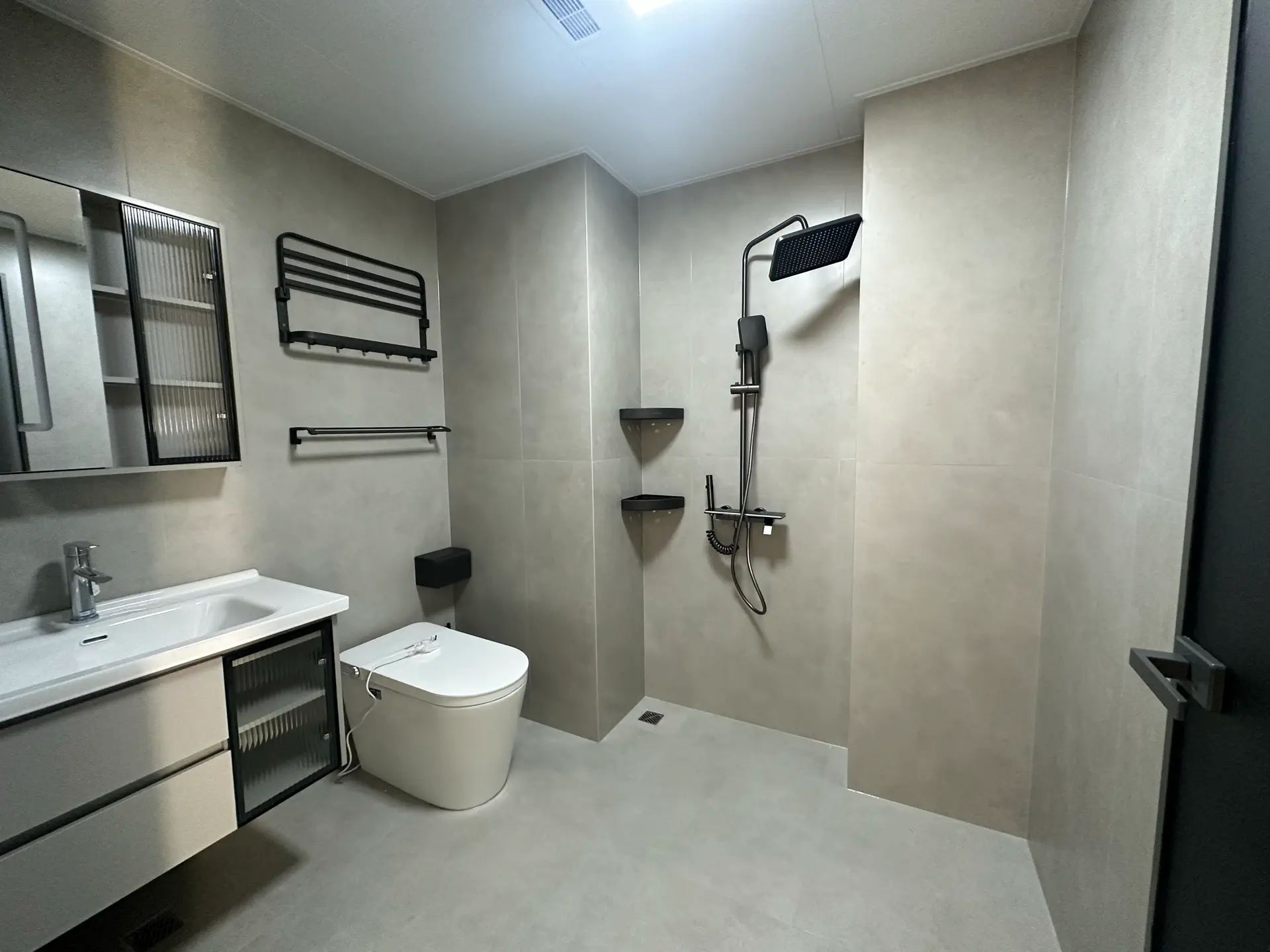 城南，元泰未来城，湖景房，精装三房，两梯两户，长阳台，入户花园，证满二