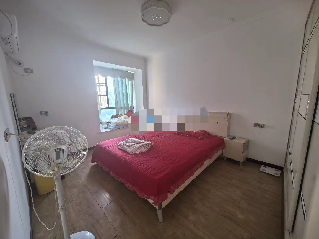 230，降价了，诚心出售，捡漏，新城一号，精装3房、中层好楼层，证满二，采光好