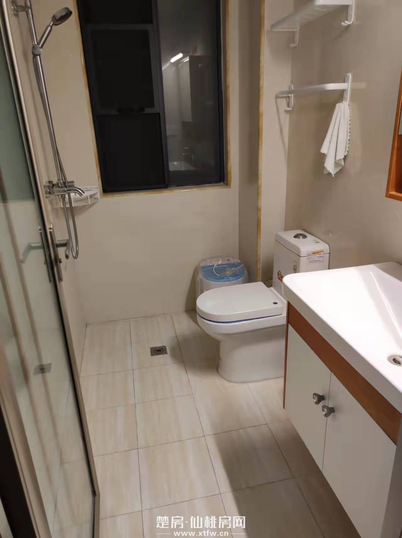 武商附近，精装修，拎包入住