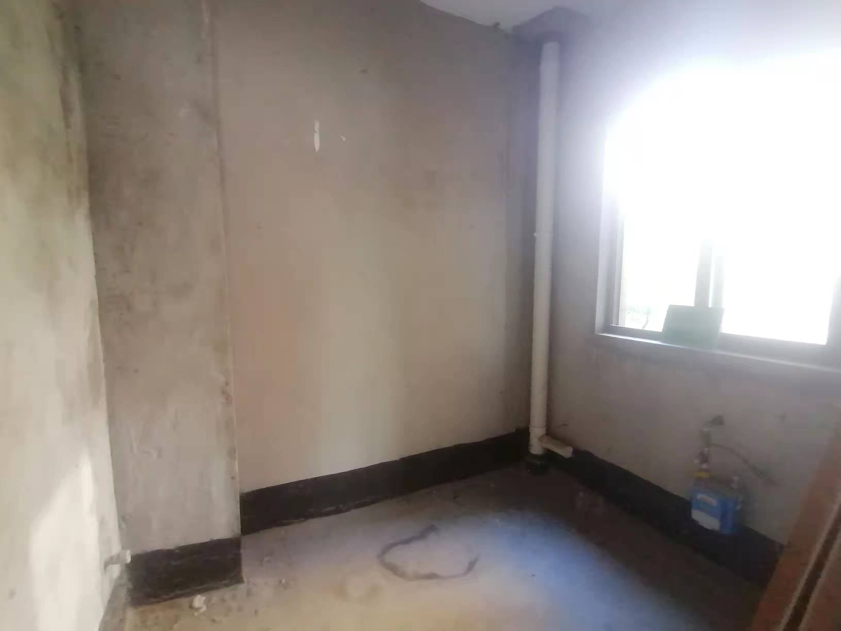 御台公馆小三房坐北朝南采光好无遮挡证满2年对面9年义务学习