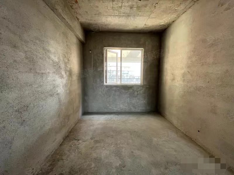 捡漏捡漏，降价了，城南，蓝天白云，单价5300，好楼层，视野采光好