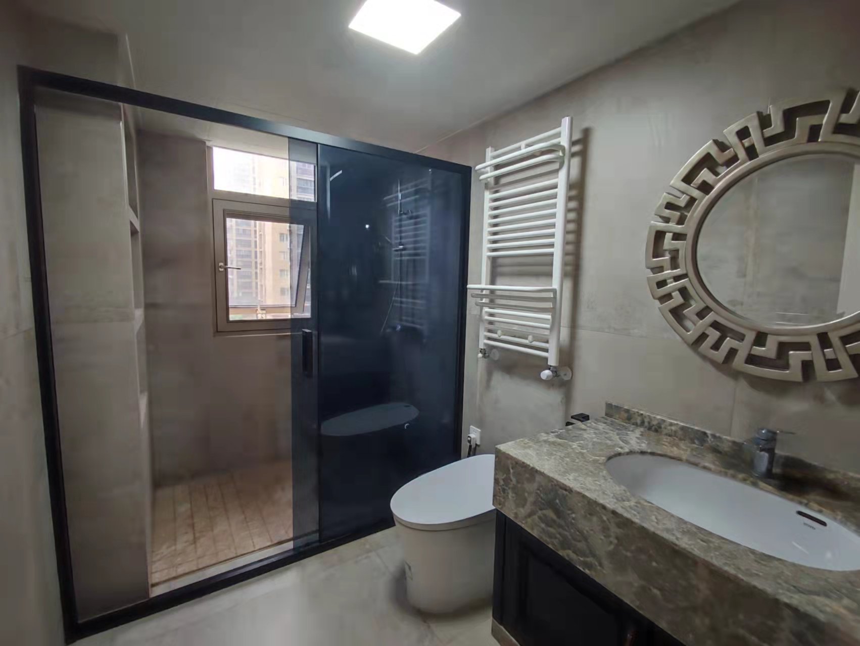 锦绣江山瑞园全新装修基本未住全屋暖气片中央空调证满2年看房提前联系