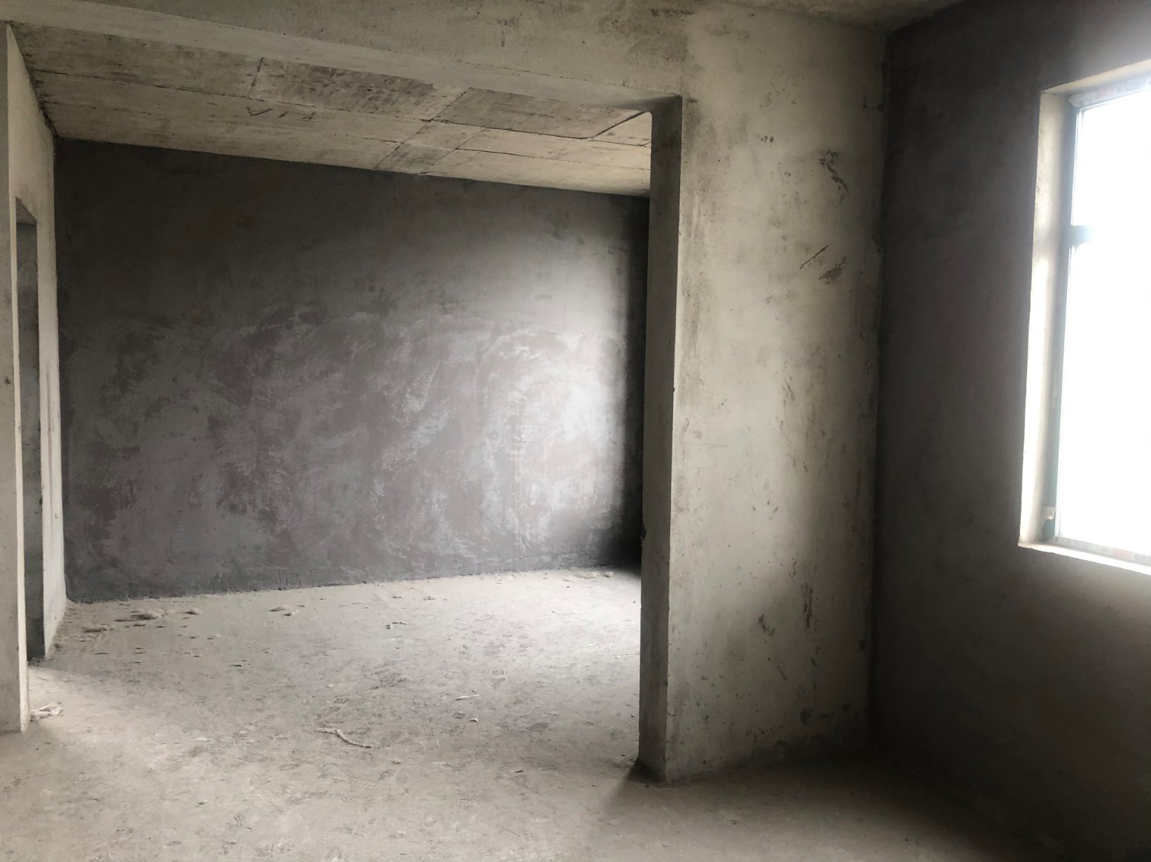 新城壹号5期毛坯顶楼不动产证在手3是2厅2卫