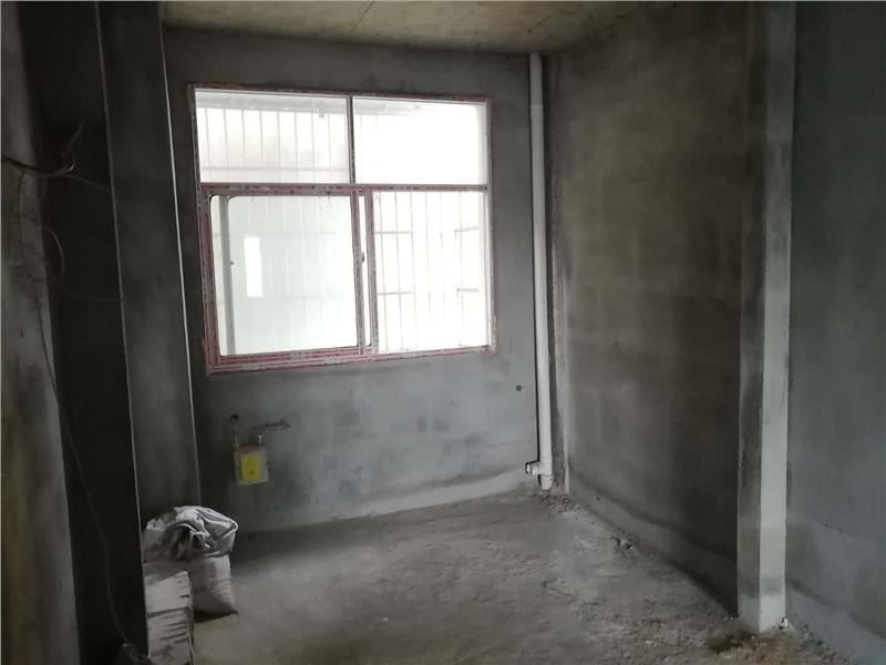 急售急售，房东外地置业，义星花园毛坯房户型好，快 