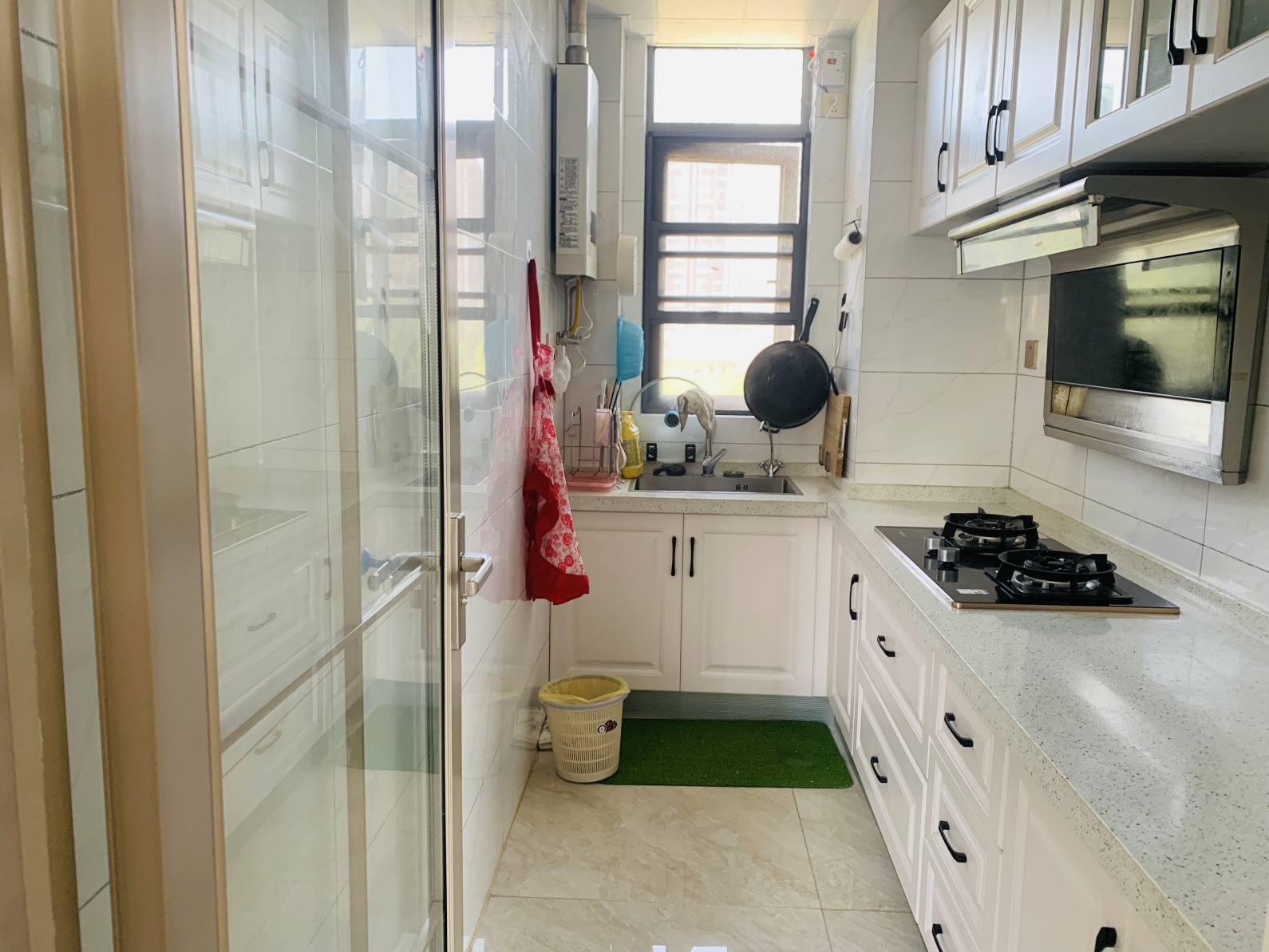 紫润尚城96.19平精装修3房9层新证满二