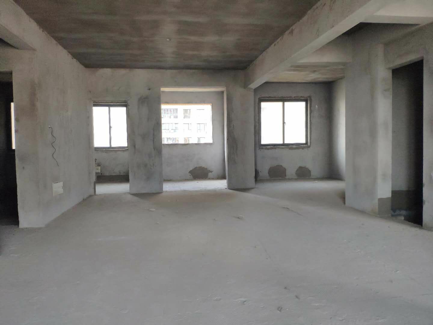 品质楼盘，御台公馆，户型好，采光好