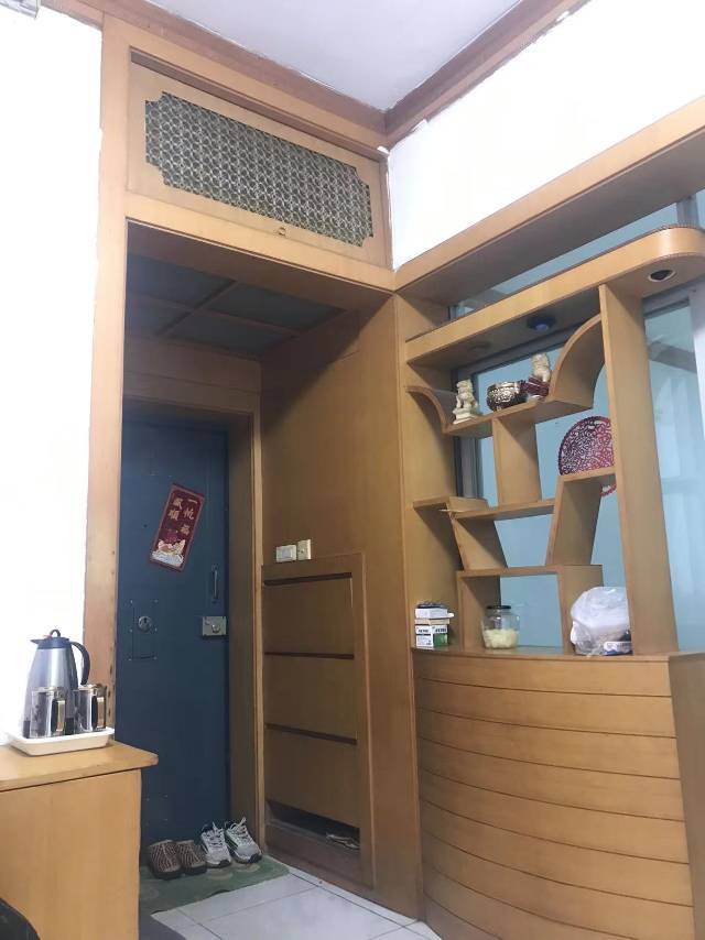 实验幼儿园，实小，三中，仙桃中学附近买一层得两层出售