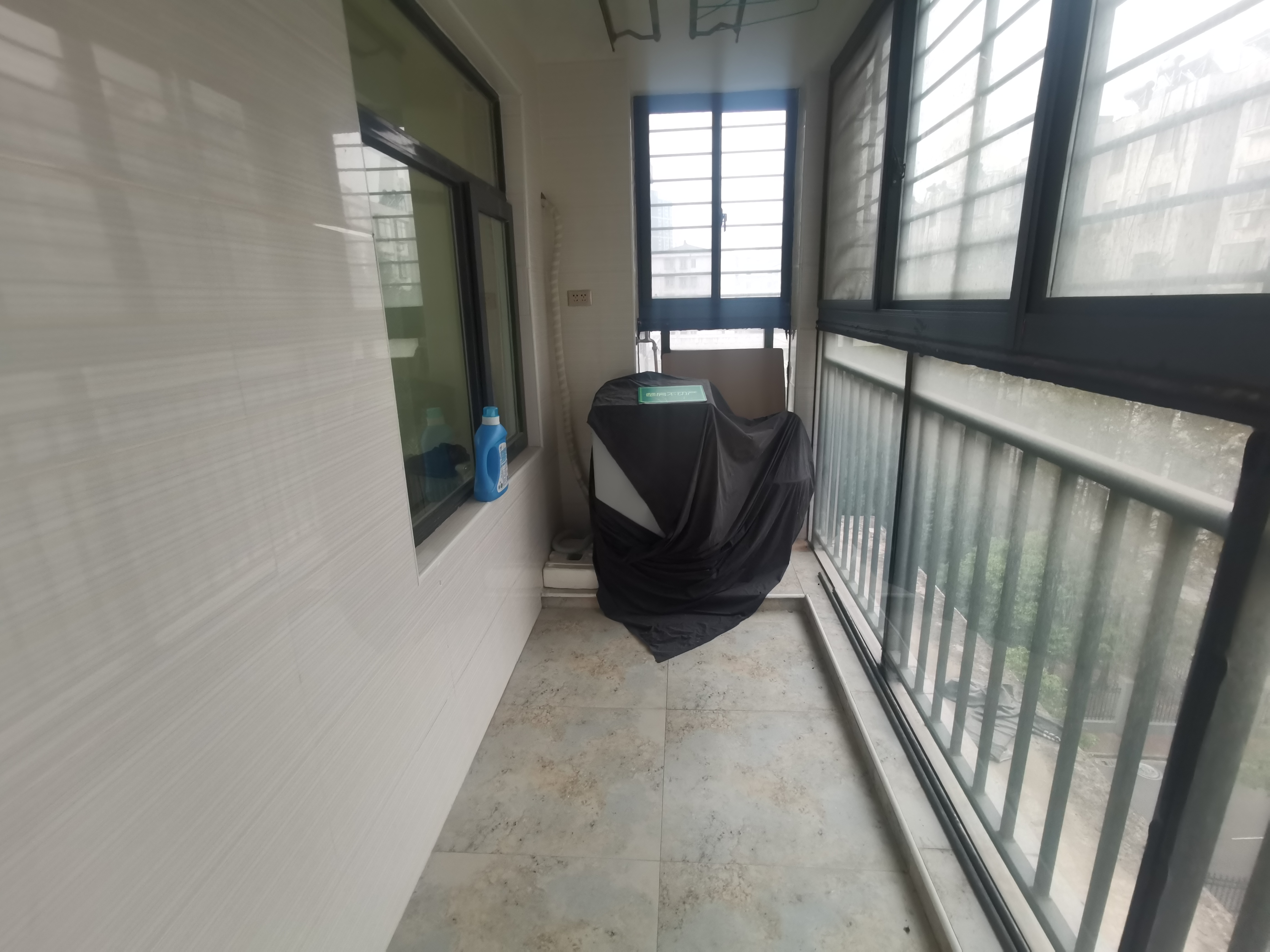 田园国际精装婚房业主急卖看房方便