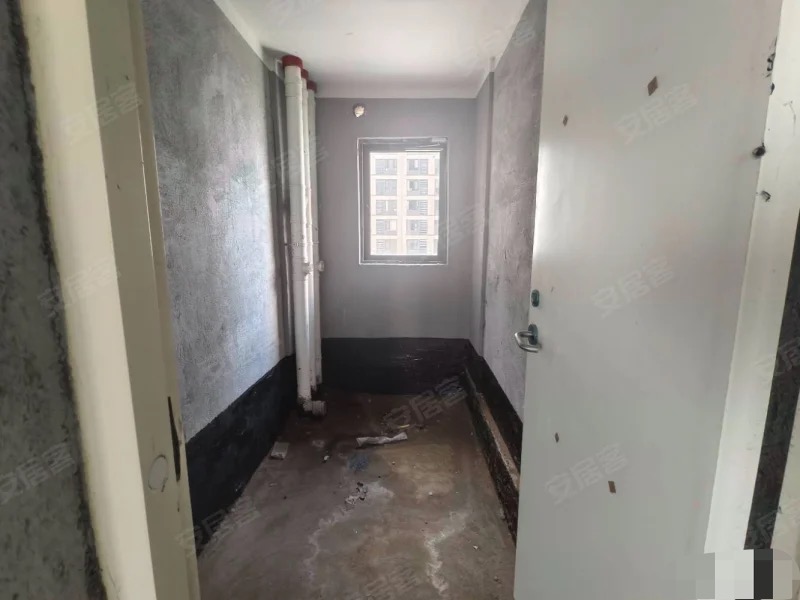 432，城南，森林国际北苑，3房2厅2卫，单价5900，证满二电梯好楼层