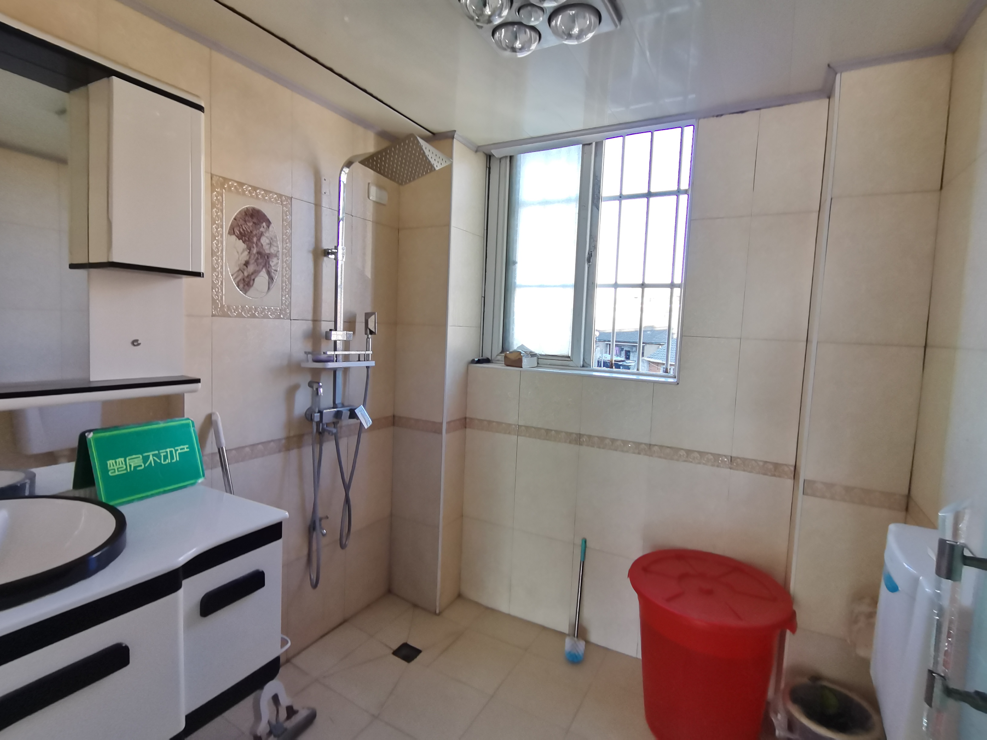 宏运名居仙下河旁精装三房中间楼层户型方正房东诚意出售