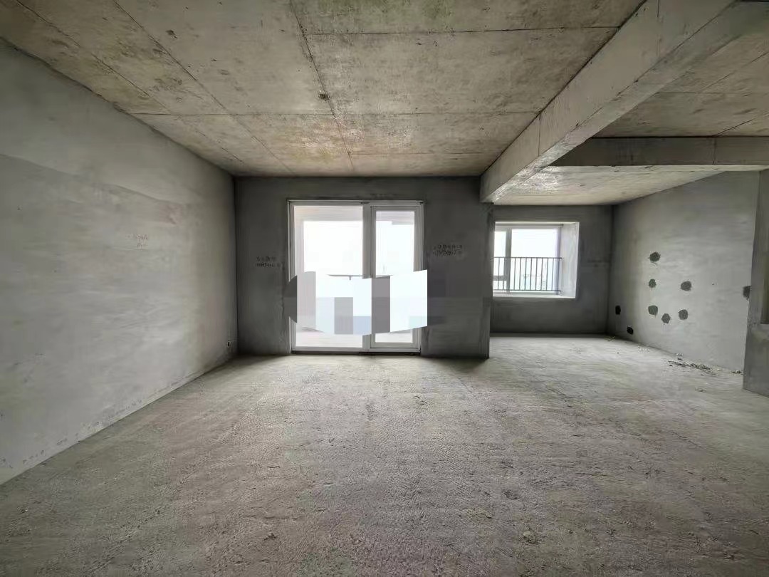 17，降价了，满庭春毛坯三房，单价4800，,中间楼层，证满二，业主急售看中可谈