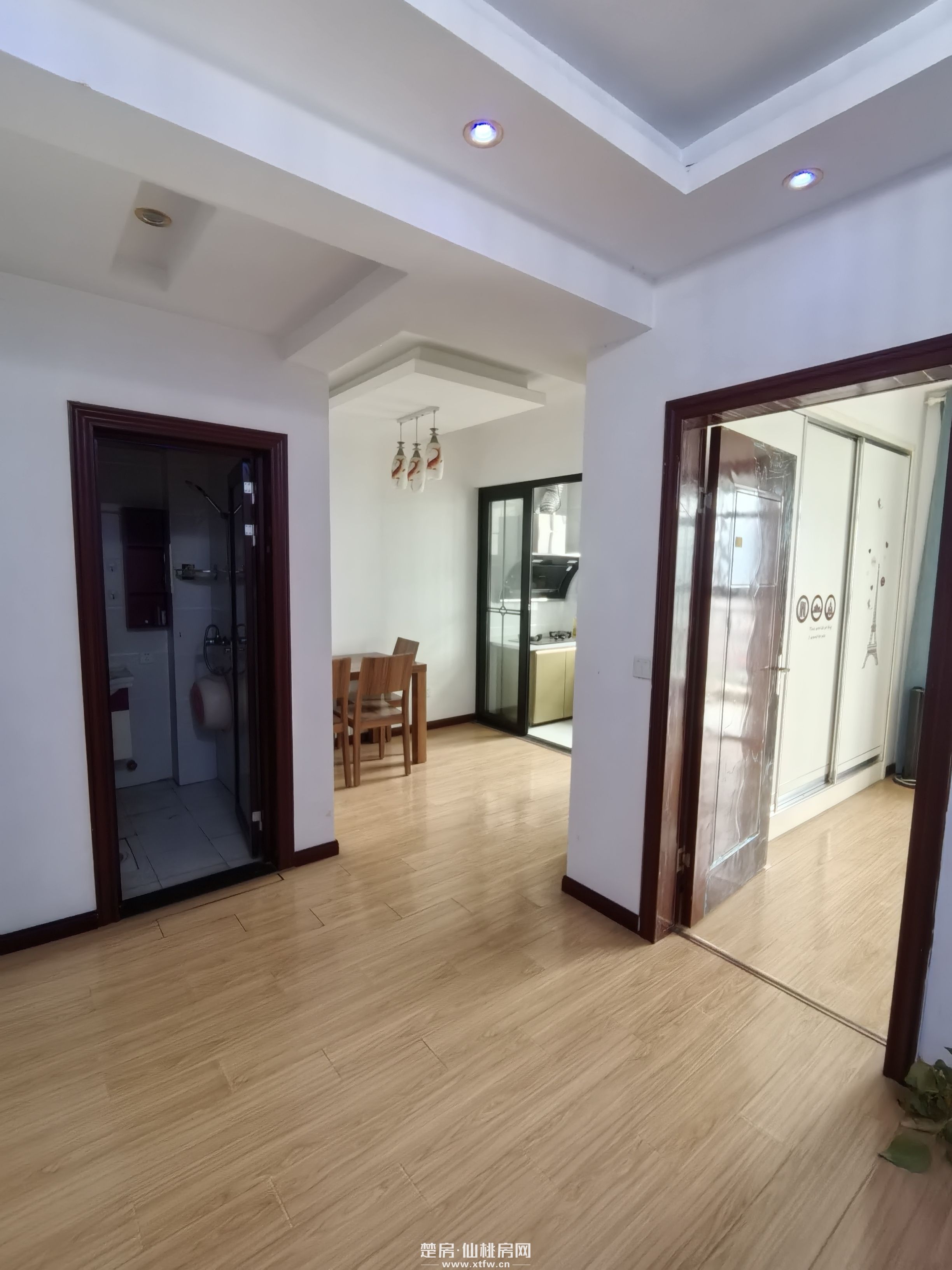 全新精装房，武商附近，附近有二中、四中