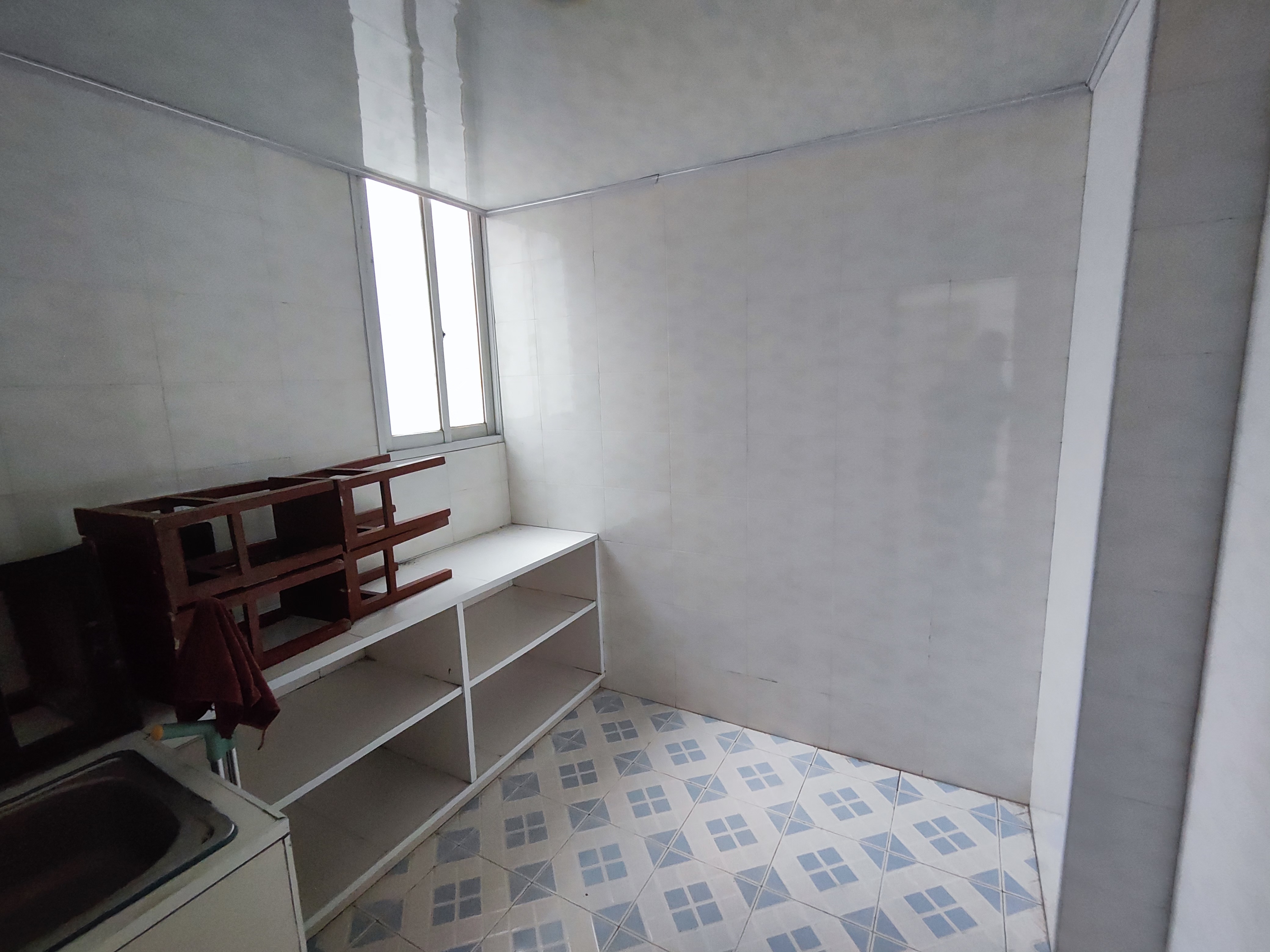 恒迪附近不动产单位宿舍带地下室前面无遮挡停车方便闹中取静看房方便